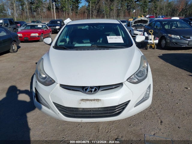 5NPDH4AE3FH623460 Hyundai Elantra Limited