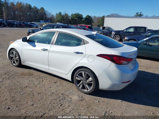 5NPDH4AE3FH623460 Hyundai Elantra Limited
