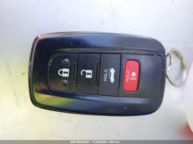 4T1B11HK1KU713160 Toyota CAMRY SE
