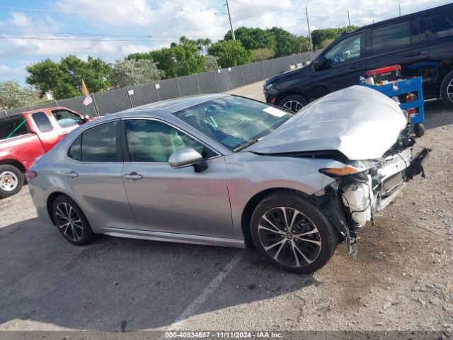 4T1B11HK1KU713160 Toyota CAMRY SE