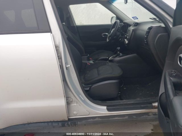 KNDJP3A59G7860556 KIA SOUL +