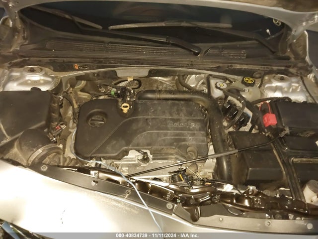 1G1ZD5STXMF065496 Chevrolet Malibu Fwd Lt