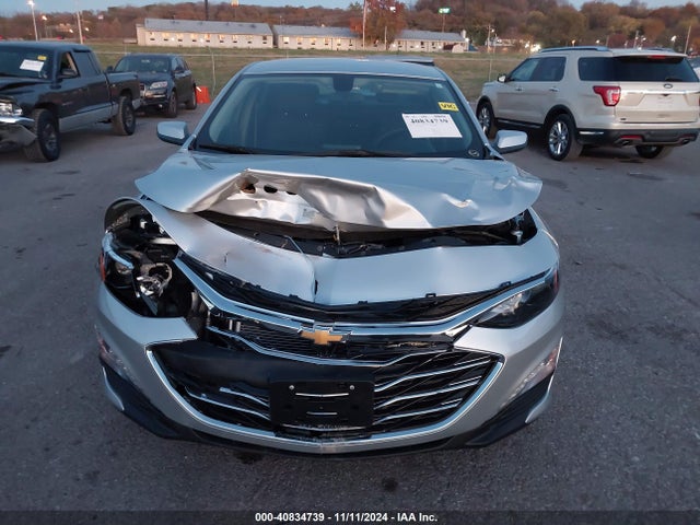 1G1ZD5STXMF065496 Chevrolet Malibu Fwd Lt