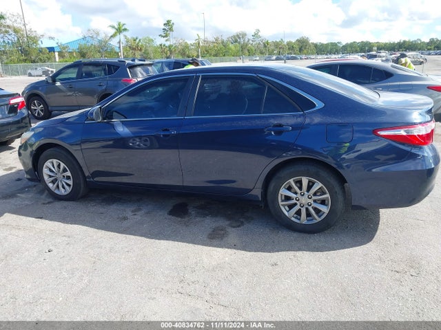 Toyota CAMRY LE 2015 4T4BF1FK1FR514772 Image 14