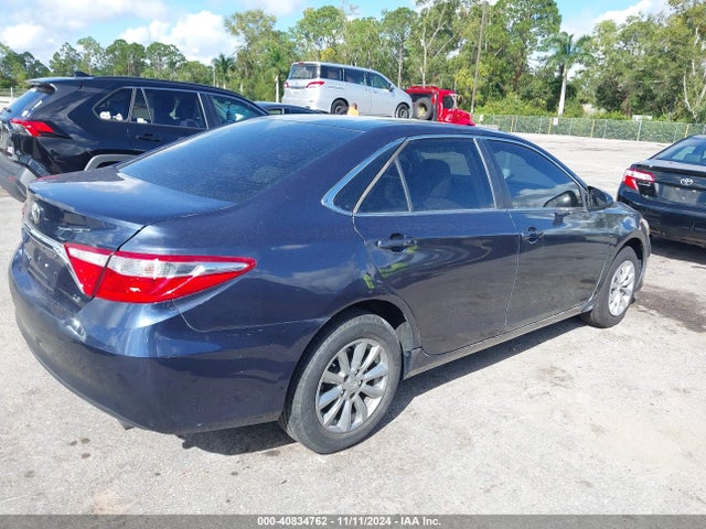 Toyota CAMRY LE 2015 4T4BF1FK1FR514772 Image 4