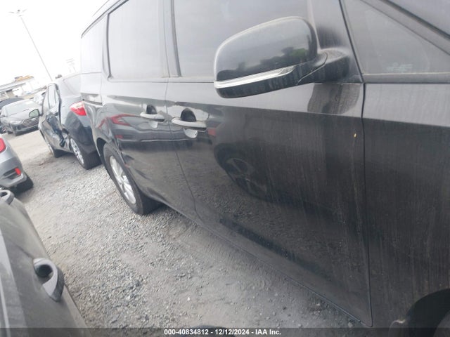 KIA SEDONA LX 2017 KNDMB5C14H6313154 Image 13