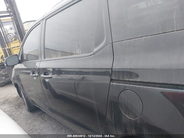 KIA SEDONA LX 2017 KNDMB5C14H6313154 Image 14
