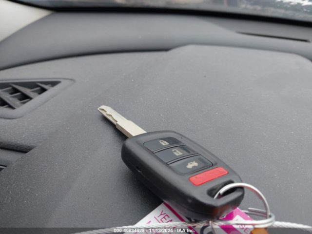 19XFC2F65KE208202 Honda Civic Lx