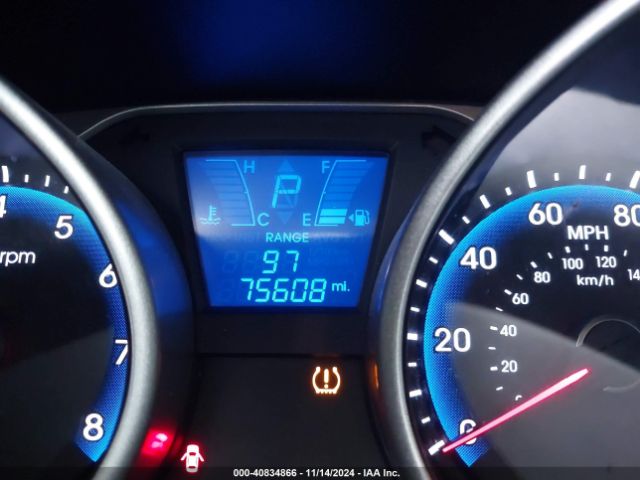 KM8JT3AF3FU119478 Hyundai TUCSON GLS