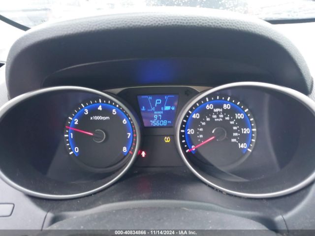 KM8JT3AF3FU119478 Hyundai TUCSON GLS