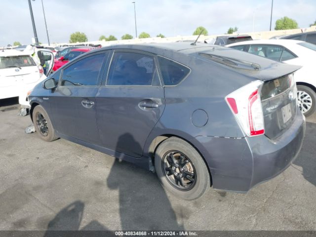 JTDKN3DUXF0456766 Toyota Prius Two