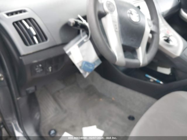 JTDKN3DUXF0456766 Toyota Prius Two