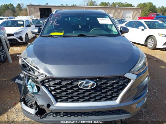 KM8J33A42KU041803 Hyundai Tucson Value