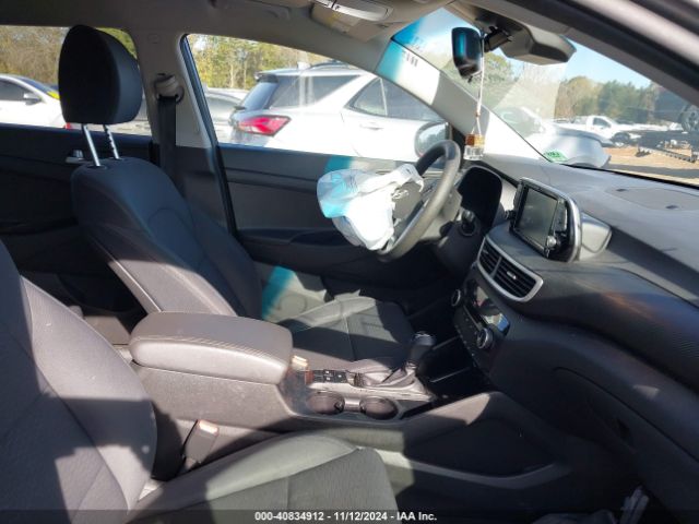 KM8J33A42KU041803 Hyundai Tucson Value
