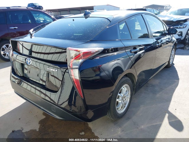 JTDKARFU6H3048875 Toyota Prius