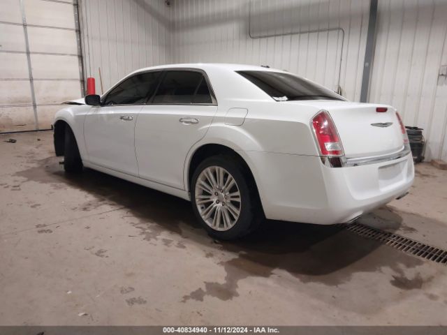 2011 CHRYSLER 300 2C3CA5CG0BH593135 Photo 2