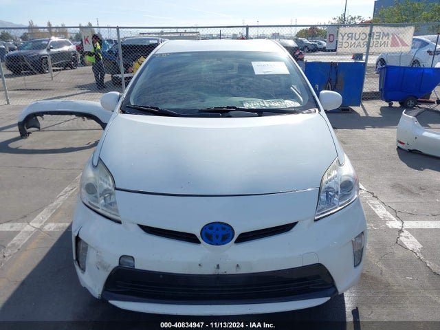 Toyota Prius Two 2014 JTDKN3DU7E1797227 Image 13