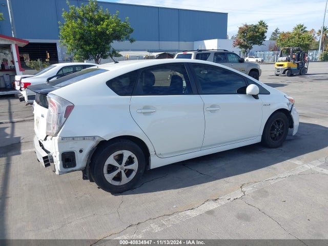 Toyota Prius Two 2014 JTDKN3DU7E1797227 Image 4