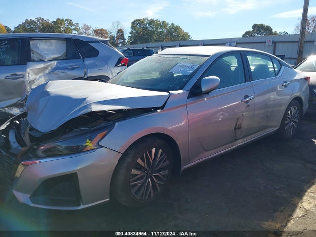 1N4BL4DV7PN380602 Nissan Altima Sv Fwd