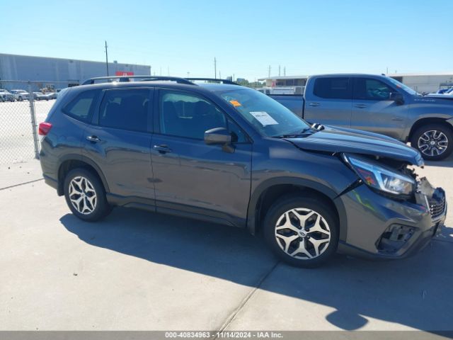 JF2SKAJC7LH552698 Subaru Forester Premium