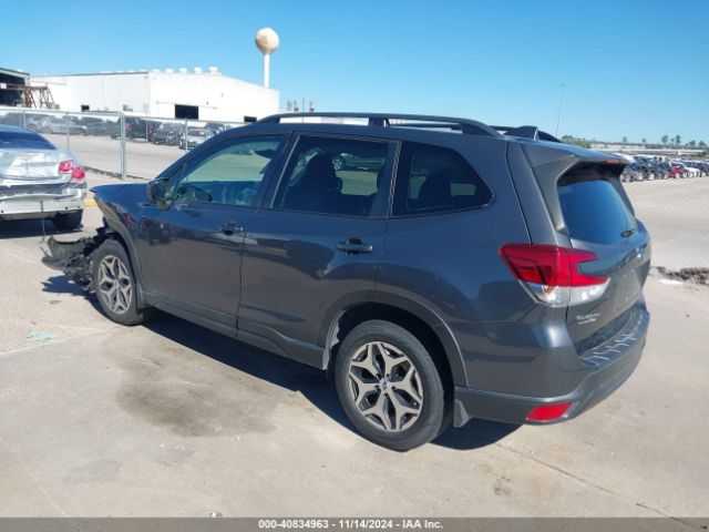 JF2SKAJC7LH552698 Subaru Forester Premium