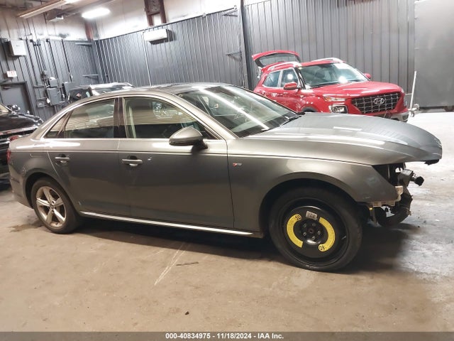 Продажа на аукционе авто 2019 Audi A4 45 Premium, vin: WAUDNAF4XKA022195, номер лота: 40834975