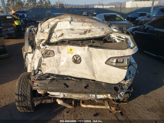 3VW5T7AU9GM028472 Volkswagen Golf Gti Se 4-door