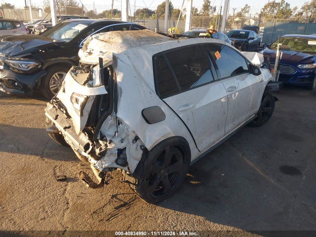 3VW5T7AU9GM028472 Volkswagen Golf Gti Se 4-door