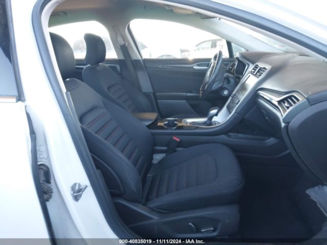 3FA6P0H93GR316498 Ford FUSION SE