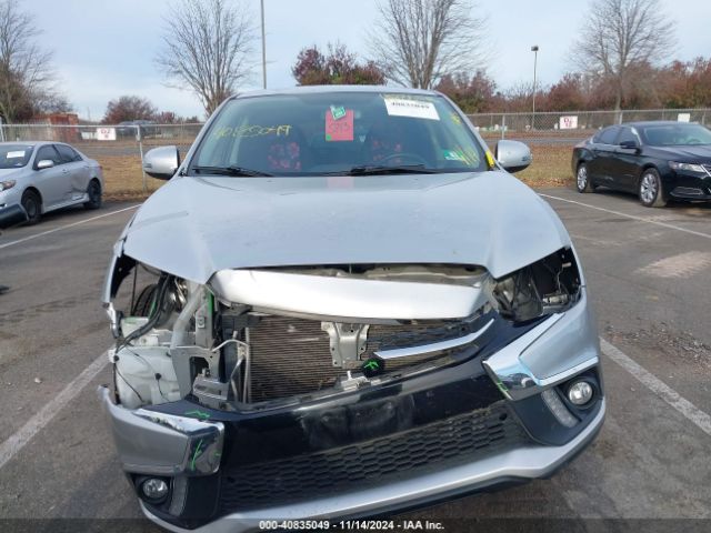 JA4AR3AW3JU012632 Mitsubishi Outlander Sport 2.4 Se