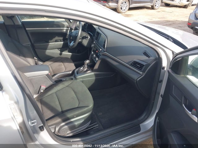 KMHD84LF9LU002615 Hyundai Elantra Value Edition