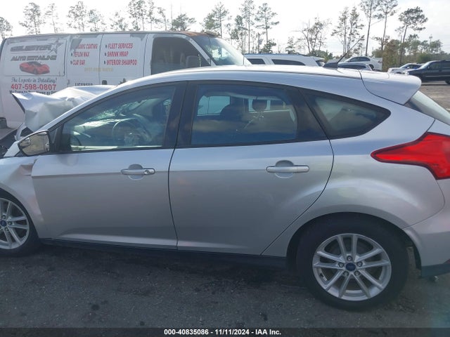 Ford FOCUS SE 2018 1FADP3K28JL280379 Image 13