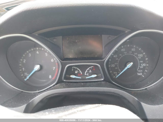 Ford FOCUS SE 2018 1FADP3K28JL280379 Image 7