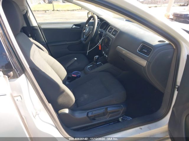 3VW2B7AJ2HM304665 Volkswagen Jetta 1.4t S