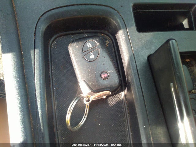 JTHKD5BH3F2212318 Lexus CT 200H