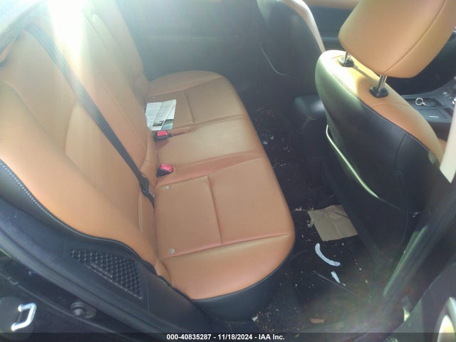 JTHKD5BH3F2212318 Lexus CT 200H