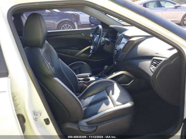 KMHTC6AE4FU218229 Hyundai Veloster Turbo