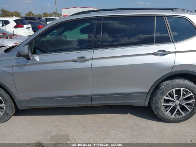 3VV1B7AX2MM018698 Volkswagen Tiguan 2.0t S