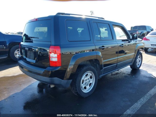 1C4NJPBA2HD116984 Jeep Patriot Sport Fwd