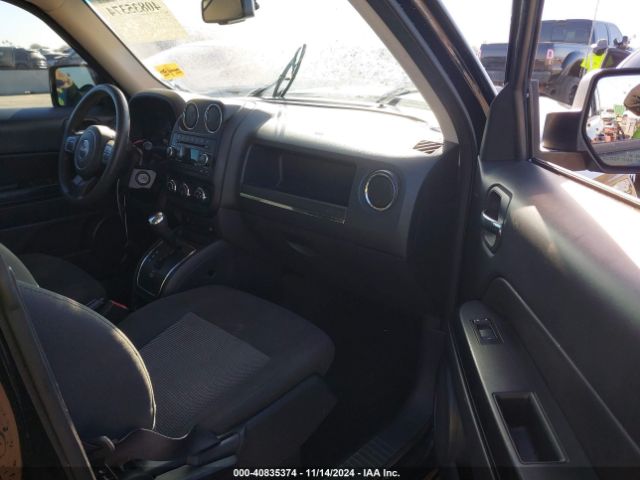 1C4NJPBA2HD116984 Jeep Patriot Sport Fwd