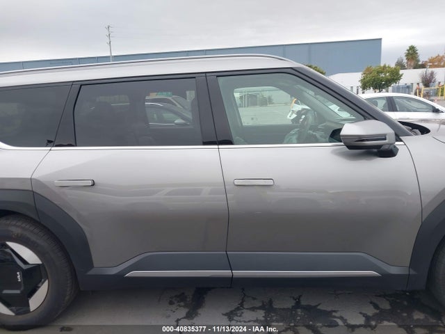 KIA Ev9 Wind 2024 KNDAFFS56R6033657 Image 14