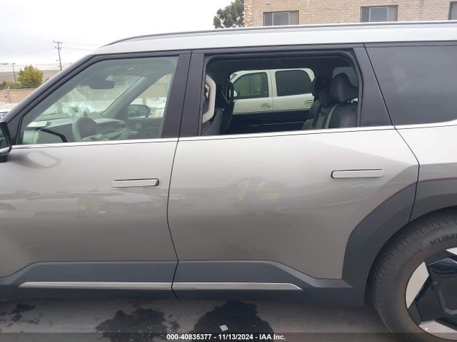 KIA Ev9 Wind 2024 KNDAFFS56R6033657 Image 15