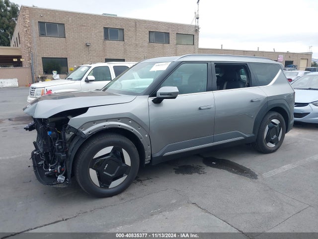 KIA Ev9 Wind 2024 KNDAFFS56R6033657 Image 2