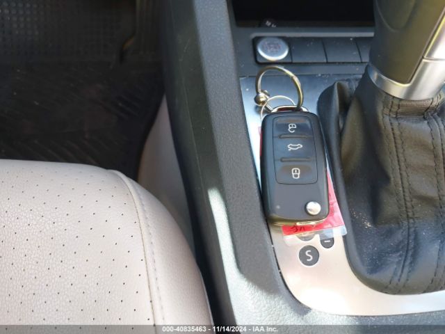 3VWLL7AJ0EM411677 Volkswagen Jetta 2.0l Tdi