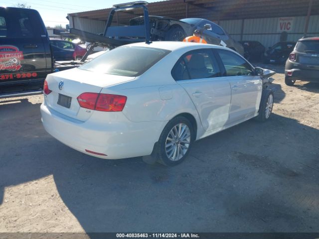 3VWLL7AJ0EM411677 Volkswagen Jetta 2.0l Tdi