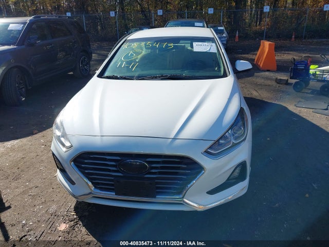 Hyundai SONATA SE 2018 5NPE24AF7JH683717 Image 12