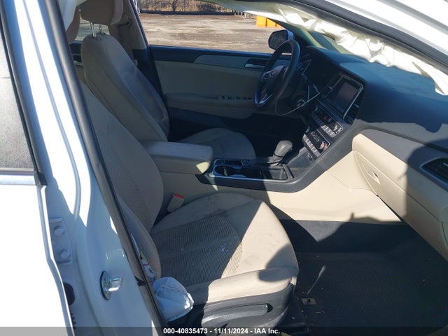 Hyundai SONATA SE 2018 5NPE24AF7JH683717 Image 5