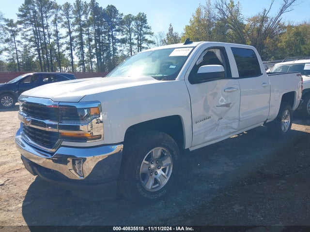 Chevrolet Silverado 1500 1lt 2018 3GCUKREC8JG247220 Image 2