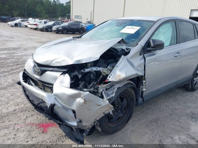 2T3ZFREV0JW444314 Toyota RAV4 LE