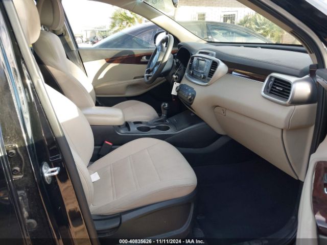 5XYPGDA51GG047487 KIA Sorento 3.3l Lx